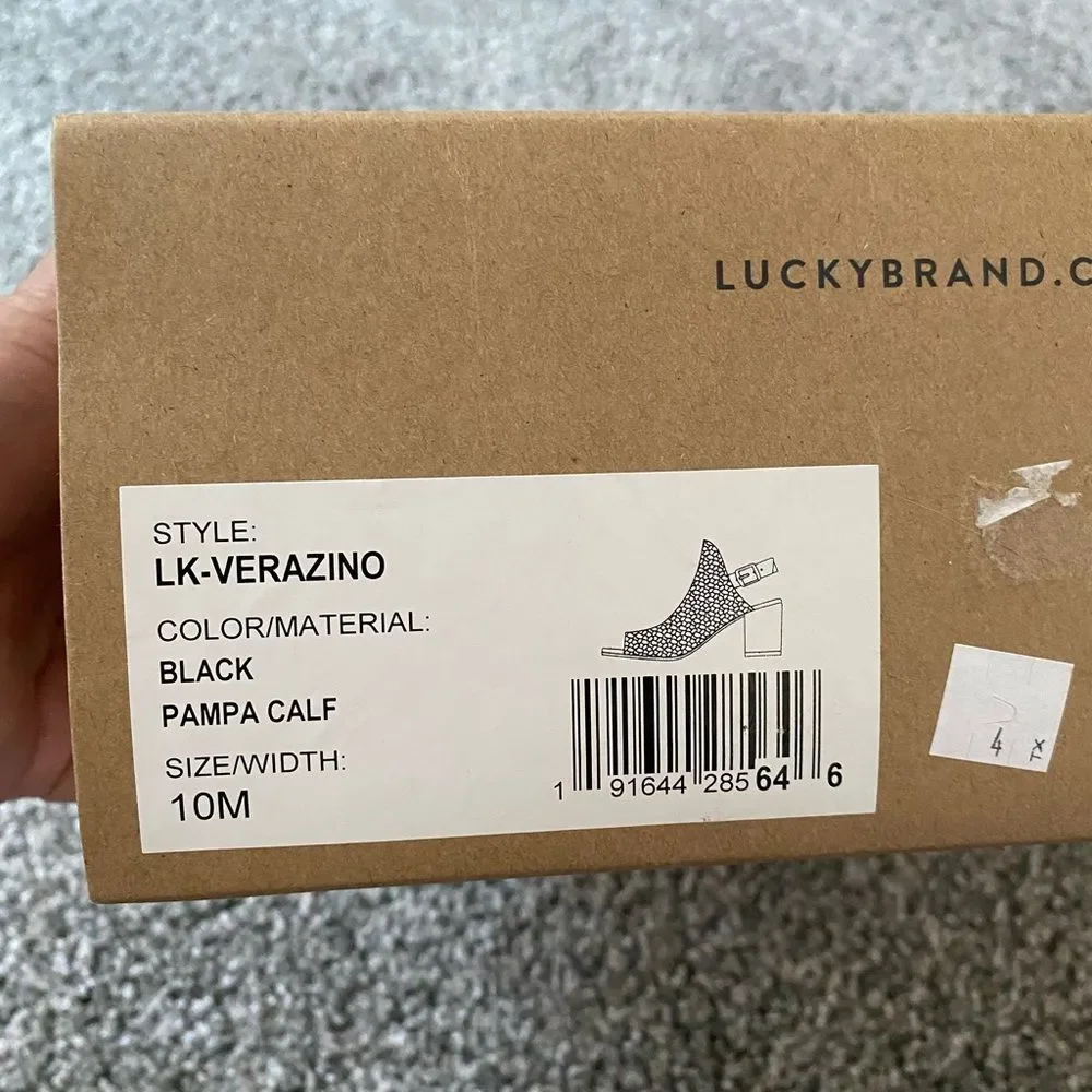 Lucky Brand Versino sandals NIB
